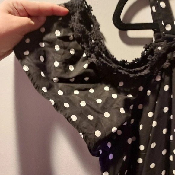NWT Lane Bryant White & Black Polka Dot Cold Shoulder Lined Dress in Size 26/28 - Picture 3 of 9